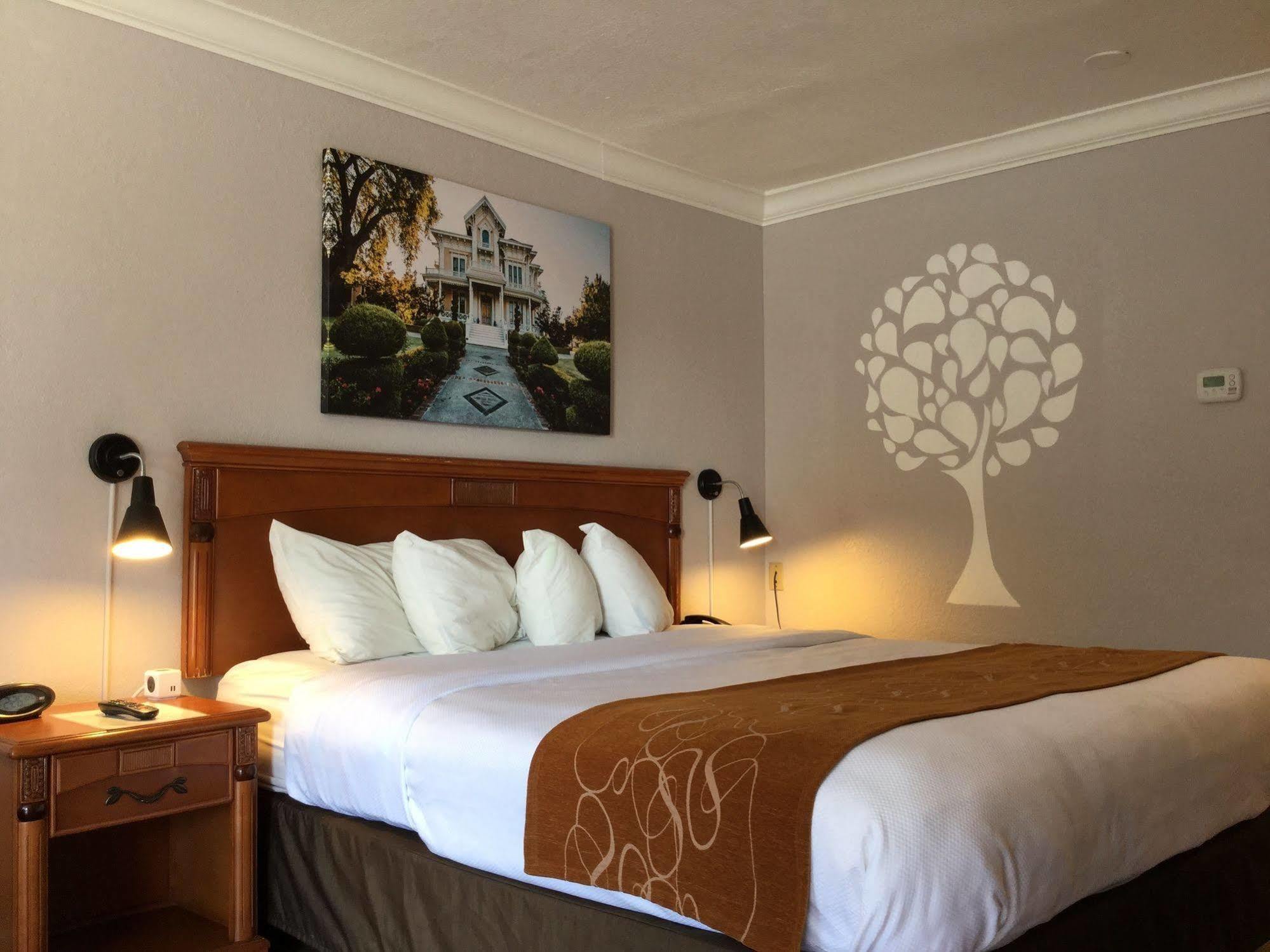 Journey Inn Уудланд Екстериор снимка